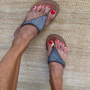 Anthropologie brand New laidback London hand embellished Silver 8 🌈